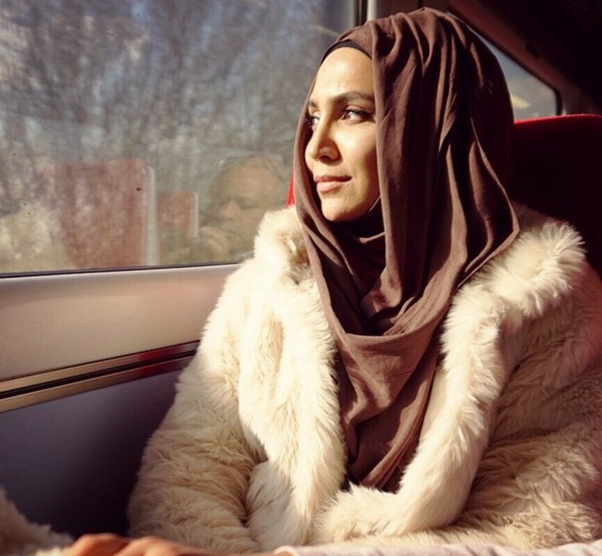 Η μουσουλμάνα fashion blogger που κάνει θραύση -Λανσάρει μοδάτες μαντίλες [εικόνες] | iefimerida.gr 6