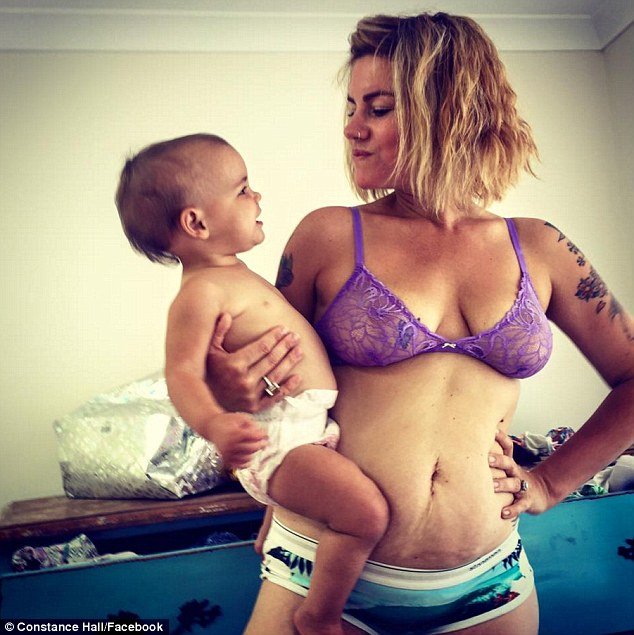 Στέλνει γράμμα στις μαμάδες και κάνει το ίντερνετ να κλαίει [εικόνες] | iefimerida.gr 4