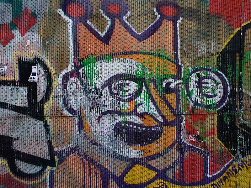 Bloomberg: Οι Ελληνες ζωγραφίζουν την κρίση - Καμβάς της λιτότητας οι τοίχοι της Αθήνας [εικόνες] | iefimerida.gr 4