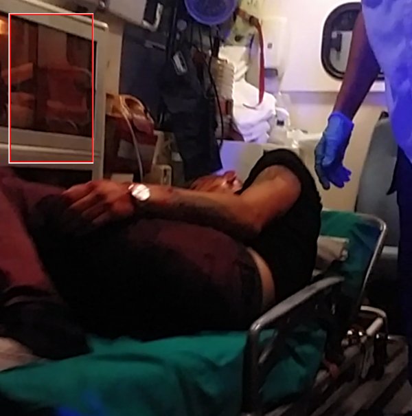 Αιματηρή συμπλοκή σε μπαρ στον Κορυδαλλό -Ξύλο μεταξύ πελατών-υπαλλήλων [εικόνες] | iefimerida.gr 0