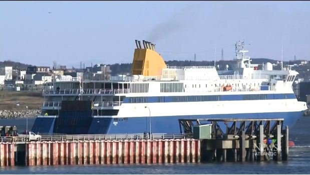 Στον Καναδά πλέον «κατοικεί» το «Blue Star Ithaki» [εικόνες] | iefimerida.gr 2