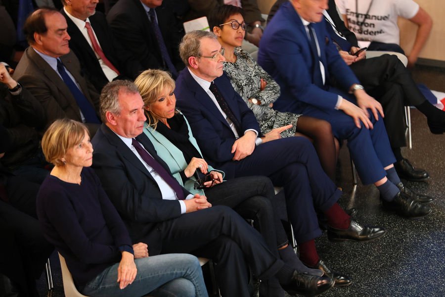 Παντού με τη γυναίκα του -Η σύζυγος του Εμμανουέλ Μακρόν κάνει εκστρατεία μαζί του [εικόνες] | iefimerida.gr 6