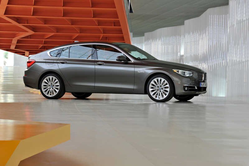 BMW 5: Η μεγάλη γερμανική λιμουζίνα ανανεώνεται | iefimerida.gr 4