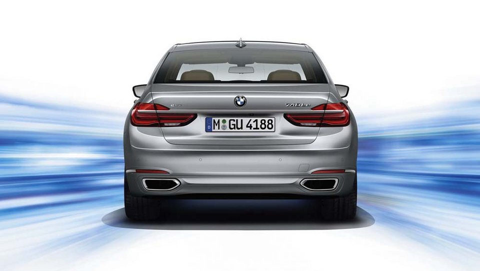 H BMW παρουσίασε τη νέα σειρά 7 [βίντεο] | iefimerida.gr 2