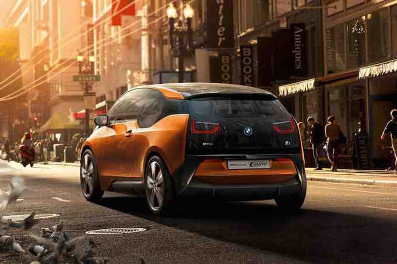 BMW i3: Μαζί με το ηλεκτρικό θα παίρνεις και μια 5άρα | iefimerida.gr 1