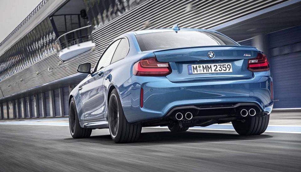 H BMW παρουσίασε επίσημα τη Μ2 με τα 370 άλογα [βίντεο] | iefimerida.gr 2