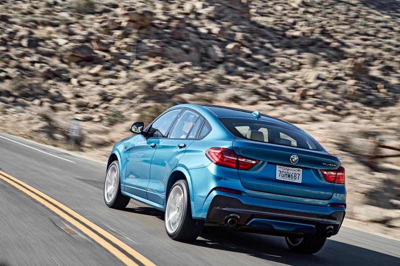 H BMW X4 έγινε M40i με 360 άλογα | iefimerida.gr 1