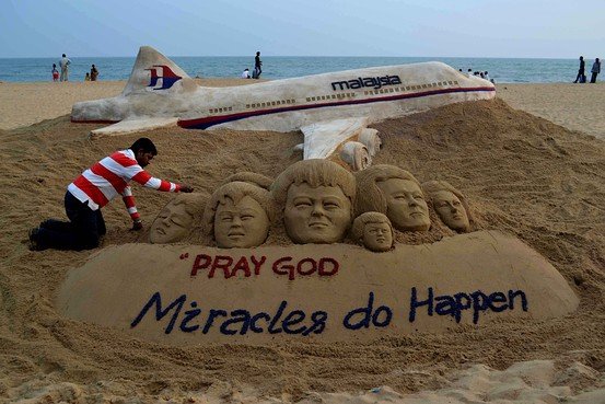 Ανατροπή για το χαμένο Βoeing της Malaysian: Οι τρεις στροφές που έκανε και η διαδρομή ως την Ανταρκτική [βίντεο] | iefimerida.gr 1