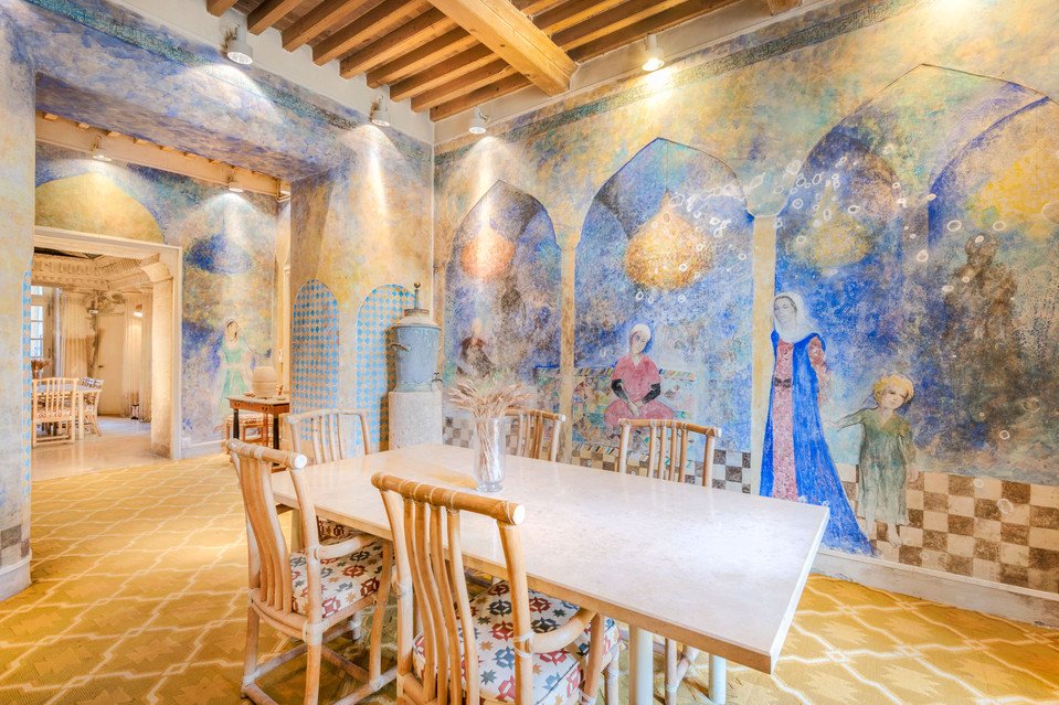 Chateau de Castille: Εντυπωσιακό πέτρινο κάστρο με τοιχογραφίες του Πικάσο - Πωλείται αντί 10 εκατ. ευρώ [εικόνες] | iefimerida.gr 4