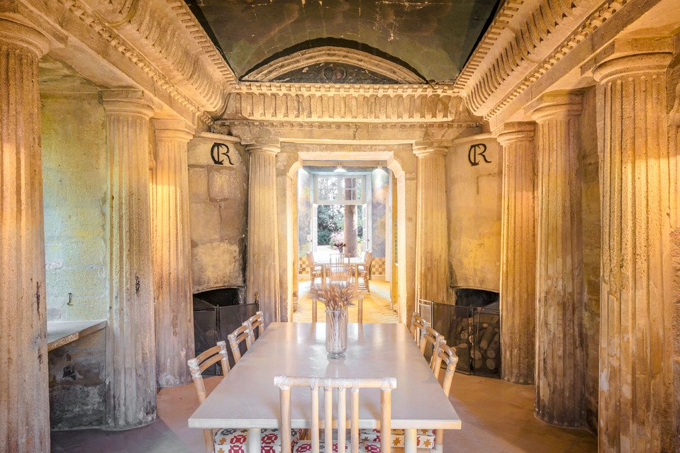 Chateau de Castille: Εντυπωσιακό πέτρινο κάστρο με τοιχογραφίες του Πικάσο - Πωλείται αντί 10 εκατ. ευρώ [εικόνες] | iefimerida.gr 6