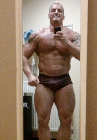 Μπόντι μπίλντερ πέθανε στα 39 του από καρκίνο στο συκώτι - Λάμβανε 10.000 θερμίδες την ημέρα και έπαιρνε στεροειδή [εικόνες]  | iefimerida.gr 5