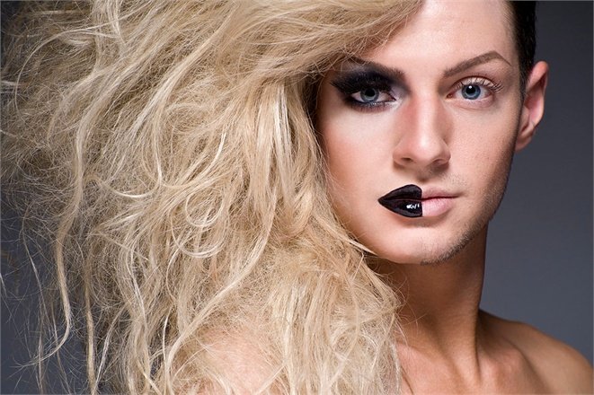 Τα ανδρόγυνα πορτρέτα του Leland Bobbé: Όταν το μακιγιάζ κάνει θαύματα [εικόνες] | iefimerida.gr 3