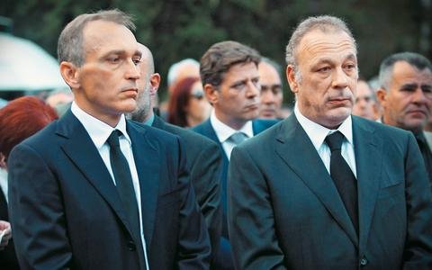 Το ύστατο «αντίο» στην Αννα Μπόμπολα- Οικογένεια, φίλοι και πολιτικοί στην κηδεία της συζύγου του μεγαλοεκδότη [εικόνες] | iefimerida.gr 1