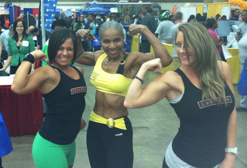 Ερνεστίν Σέφερντ, το φαινόμενο: 77 ετών, βραβείο Γκίνες στη γυμναστική [εικόνες] | iefimerida.gr 8