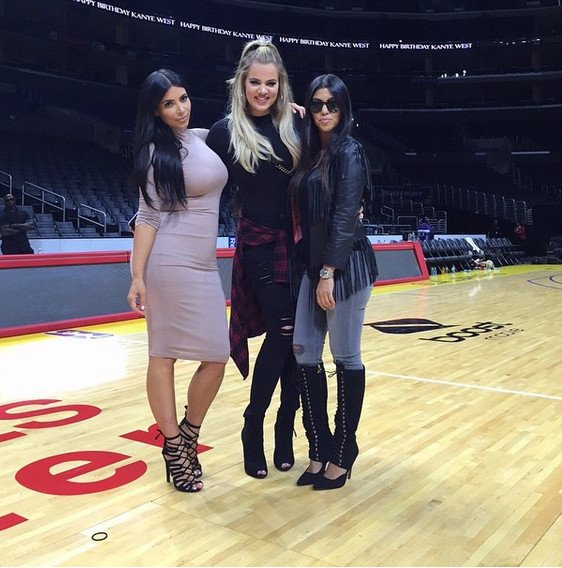 Κολλητό φόρεμα, ό,τι πιο ντεμοντέ κυκλοφορεί -Πώς απομυθοποιήθηκε πλήρως [εικόνες] | iefimerida.gr 2