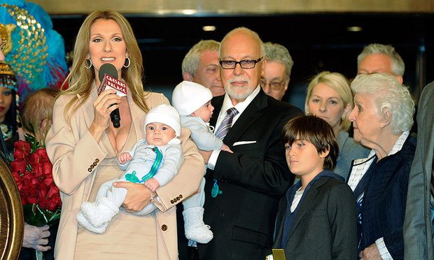 Σελίν Ντιόν: Ο καρκινοπαθής άνδρας μου θέλει να πεθάνει στα χέρια μου [εικόνες] | iefimerida.gr 2