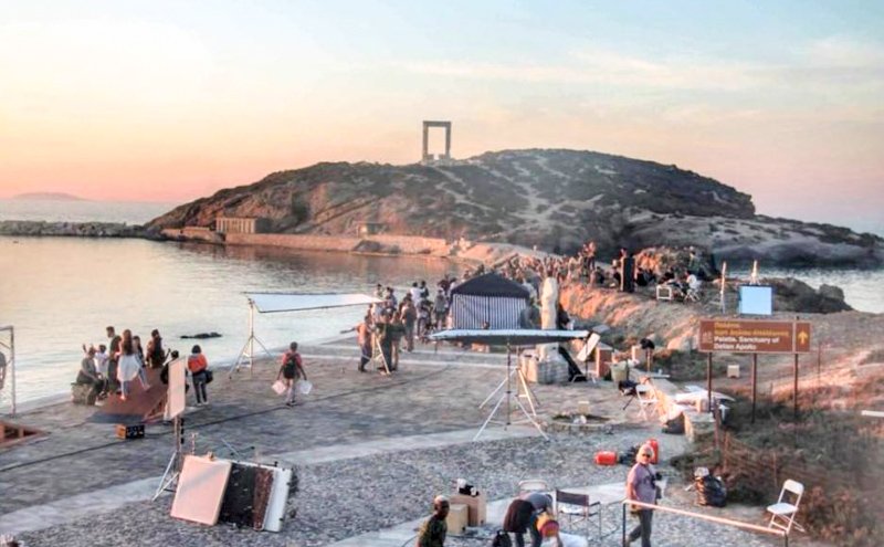 Το Μπόλιγουντ στη Νάξο -Εντυπωσιακές εικόνες από τα γυρίσματα [εικόνες] | iefimerida.gr 3