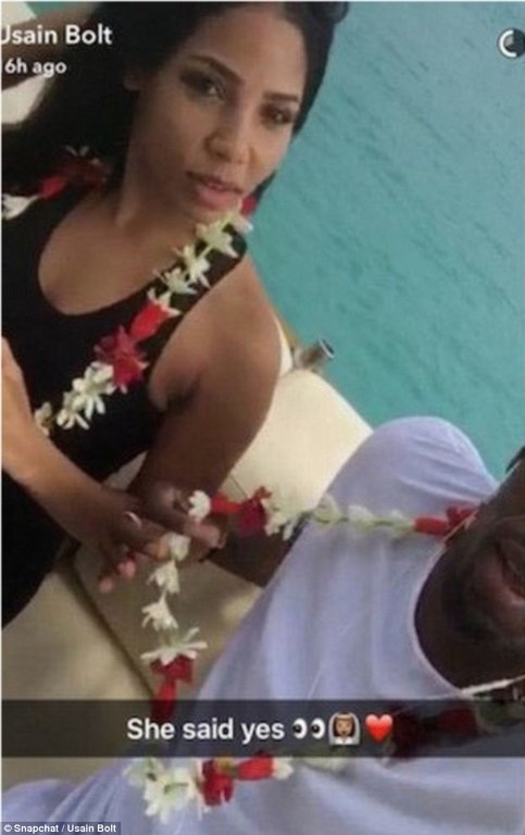 Παντρεύεται ο Μπολτ; -Είπε «ναι» η καλλονή σύντροφός του [εικόνες] | iefimerida.gr 0