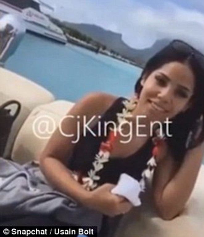 Παντρεύεται ο Μπολτ; -Είπε «ναι» η καλλονή σύντροφός του [εικόνες] | iefimerida.gr 2