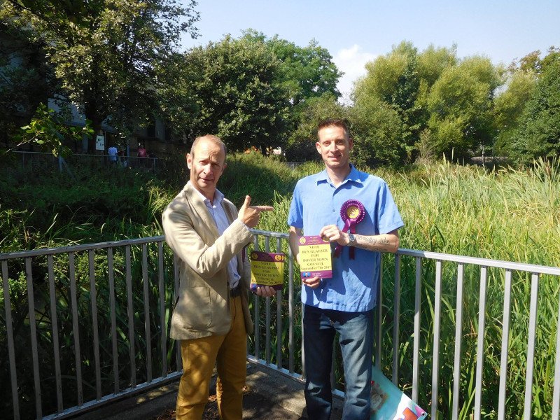 Χένρι Μπόλτον: Το αουτσάιντερ που κέρδισε την ηγεσία του Ukip [εικόνες] | iefimerida.gr 1