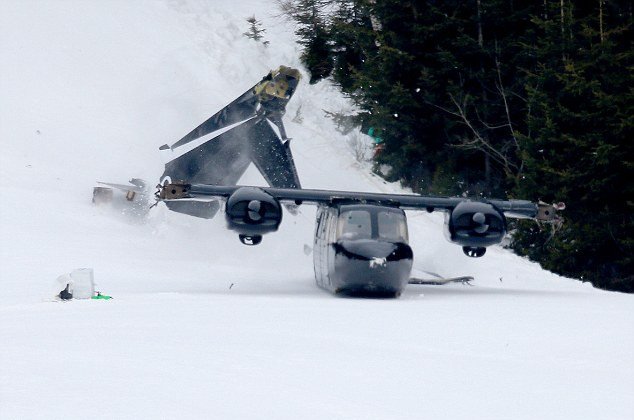 Τζέιμς Μποντ: Διέρευσαν οι πρώτες φωτογραφίες από τα γυρίσματα του Spectre [εικόνες] | iefimerida.gr 2