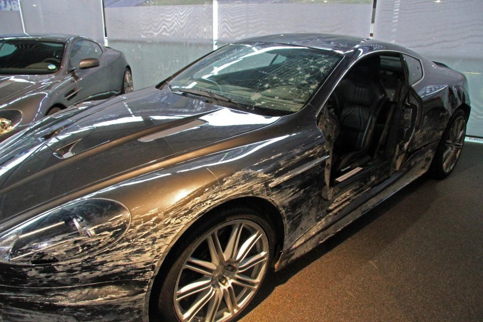 Ενας κατάσκοπος στο τιμόνι -Τα πιο εκπληκτικά αυτοκίνητα του Τζέιμς Μποντ [εικόνες] | iefimerida.gr 5