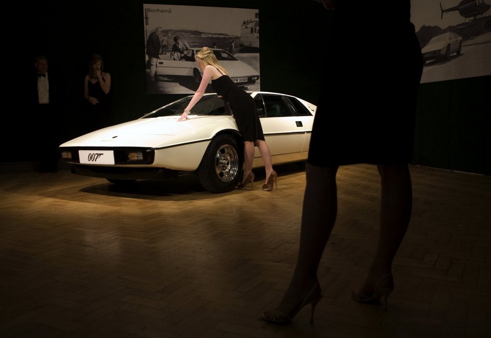 Ενας κατάσκοπος στο τιμόνι -Τα πιο εκπληκτικά αυτοκίνητα του Τζέιμς Μποντ [εικόνες] | iefimerida.gr 8