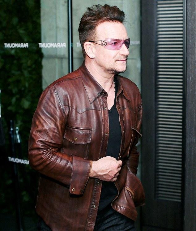 Το νέο πυρόξανθο ή καλύτερα πορτοκαλί μαλλί του Μπόνο [εικόνες] | iefimerida.gr 3