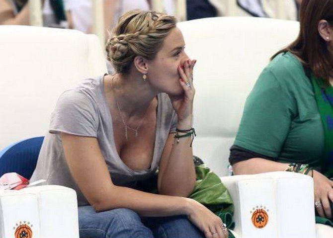 Θέλουμε να δούμε στήθος -Οι οπαδοί απαντούν στην Ελεονώρα Μελέτη [εικόνες] | iefimerida.gr 0