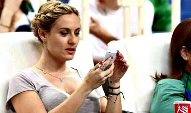 Θέλουμε να δούμε στήθος -Οι οπαδοί απαντούν στην Ελεονώρα Μελέτη [εικόνες] | iefimerida.gr 1