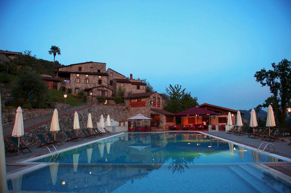 Χωριά στην Ιταλία μετατράπηκαν ολόκληρα σε ξενοδοχεία  [εικόνες] | iefimerida.gr 3