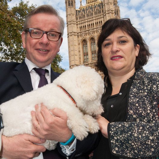 H δημοσιογράφος της Daily Mail που «έφαγε» τον Μπόρις Τζόνσον -Η απίστευτη Σάρα Βάιν [εικόνες] | iefimerida.gr 1