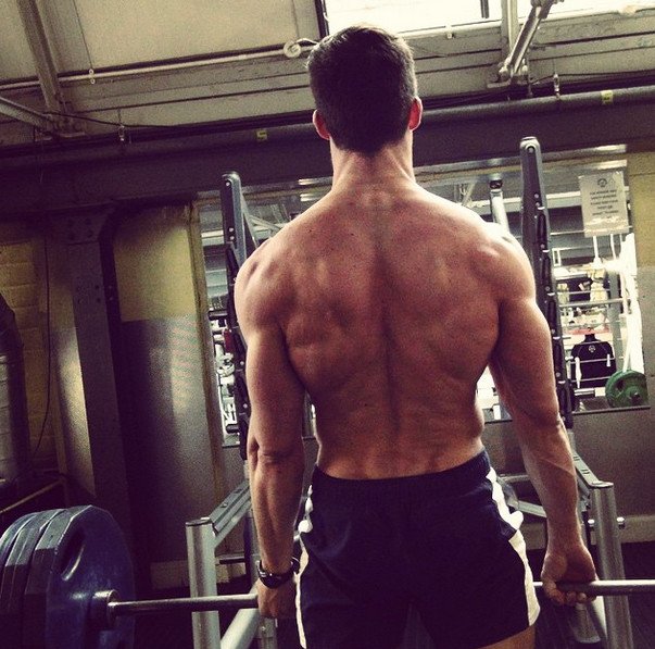 Αυτός είναι ο πιο «καυτός» καθηγητής μαθηματικών στον κόσμο -Κοιλιακοί φέτες, θανατηφόρο βλέμμα [εικόνες] | iefimerida.gr 7