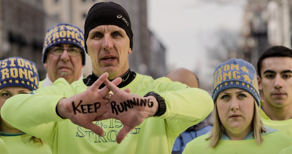 Πιο δυνατοί από τη βόμβα -Τραυματίστηκαν στο μαραθώνιο της Βοστώνης, επέστρεψαν και δείχνουν τα σημάδια τους [εικόνες] | iefimerida.gr 12