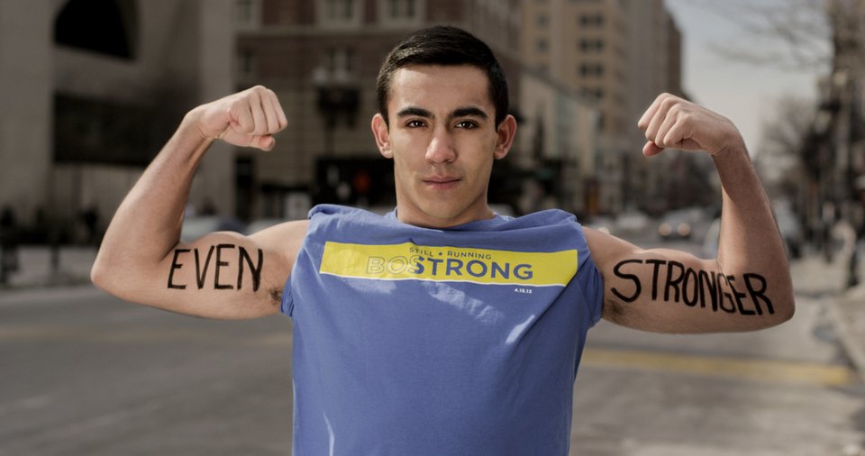 Πιο δυνατοί από τη βόμβα -Τραυματίστηκαν στο μαραθώνιο της Βοστώνης, επέστρεψαν και δείχνουν τα σημάδια τους [εικόνες] | iefimerida.gr 7