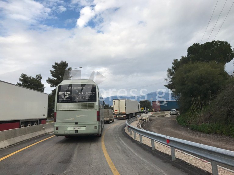 Κομφούζιο στην νέα Εθνική οδό Πατρών-Κορίνθου -Κλειστό για 3 ημέρες ένα τμήμα της [βίντεο] | iefimerida.gr 0