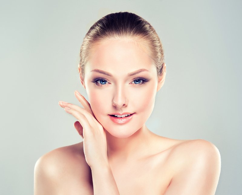 Tι είναι το baby botox, το τρεντ ομορφιάς που έχει ξετρελάνει τους σταρ [εικόνες]  | iefimerida.gr 1