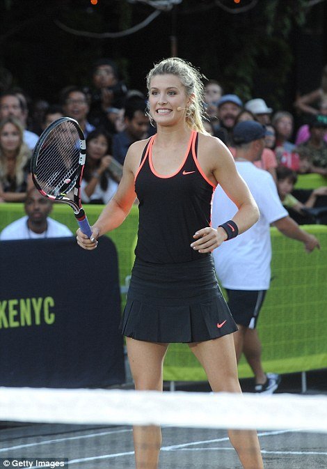 Συνάντηση έπος για το τένις στους δρόμους της Ν. Υόρκης – Το διαφημιστικό αλά 90s της Nike [εικόνες] | iefimerida.gr 6