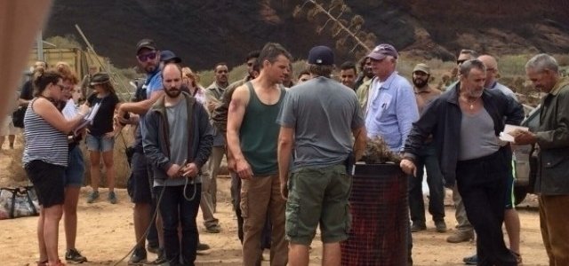 Η Τενερίφη έγινε... Αθήνα: Αλλαξαν ονόματα οι δρόμοι, όλα έγιναν ελληνικά -Ο ρόλος του Ματ Ντέιμον [εικόνες & βίντεο] | iefimerida.gr 4