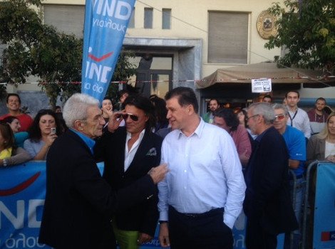 Ψινάκης σε Μπουτάρη: Είσαι ο πιο ροκ δήμαρχος που υπάρχει [εικόνες] | iefimerida.gr 0