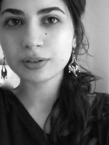 Νέα, όμορφη και με ταλέντο: Γνωρίστε την Νόρα Μπούζο από την Σαουδική Αραβία [εικόνες] | iefimerida.gr 0