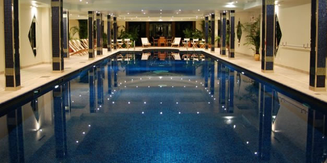 Πενθήμερη εκδρομή ακολασίας σε μεσαιωνικό κάστρο -Εταιρεία προσφέρει ταξίδι για σεξ [εικόνες] | iefimerida.gr 10