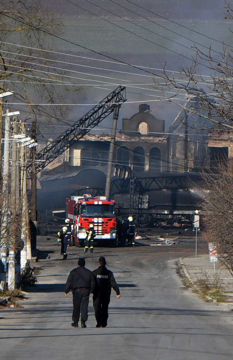 Βουλγαρία: Εκρηξη σε τρένο που μετέφερε προπάνιο-Πέντε νεκροί και τραυματίες [εικόνες] | iefimerida.gr 2