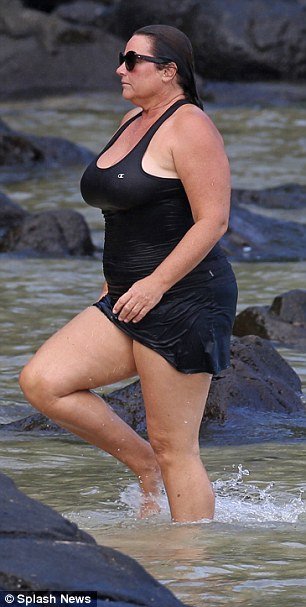 Πιρς Μπρόσναν: Σε τρυφερές στιγμές με την πληθωρική σύζυγό του [εικόνες]  | iefimerida.gr 5