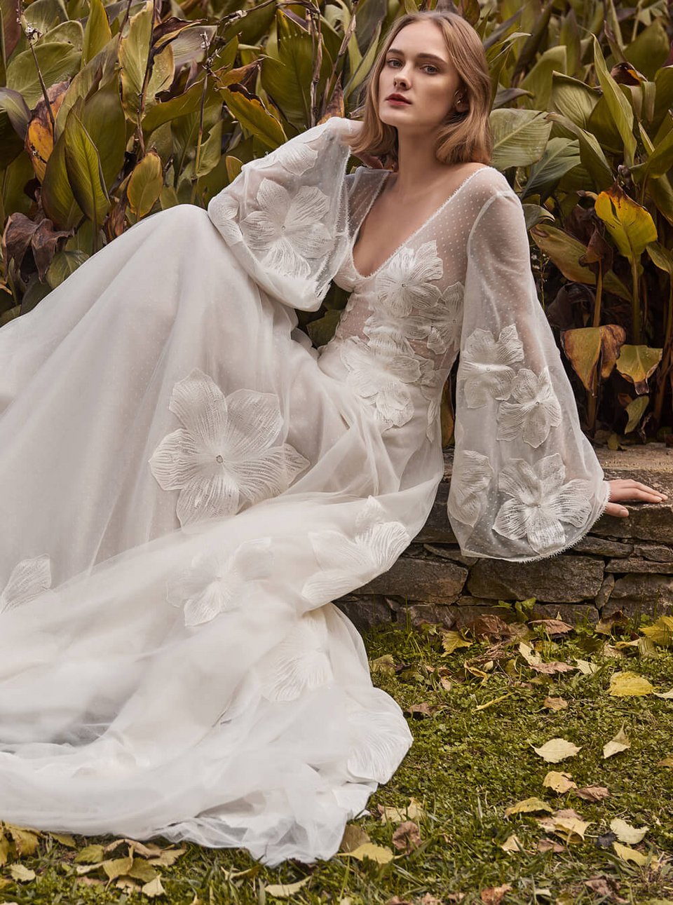 Νυφικό Ελληνα σχεδιαστή είχε πει ότι ήθελε να φορέσει η Μέγκαν Μαρκλ -Christos Costarellos [εικόνες] | iefimerida.gr 6