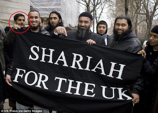 Σάλος στη Βρετανία μετά τη διαφυγή Λονδρέζου ύποπτου στο Ισλαμικό Κράτος [εικόνες] | iefimerida.gr 2