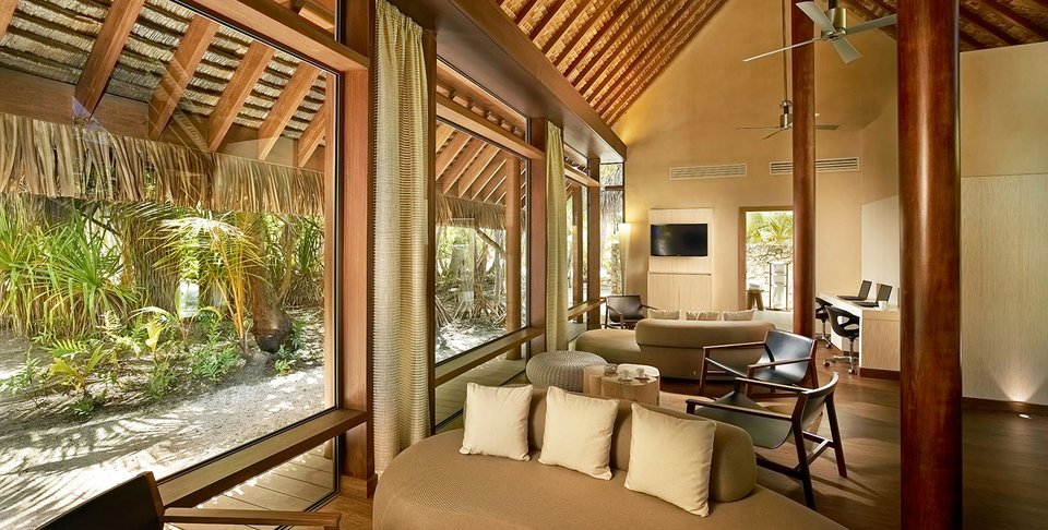 Ο Ομπάμα καλοπερνάει -Πάει ένα μήνα στο εξωτικό νησί του Μάρλον Μπράντο, όπου η βραδιά κοστίζει 12.000 δολάρια [εικόνες] | iefimerida.gr 6