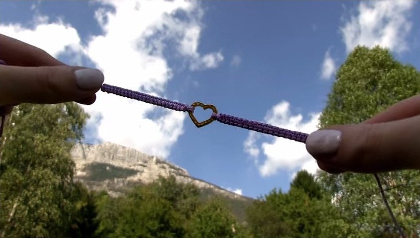 Φτιάξε το απόλυτο καλοκαιρινό βραχιόλι -Οδηγίες βήμα βήμα [βίντεο]  | iefimerida.gr 0