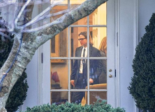 Ο Μπράντ Πιτ και η Αντζελίνα Τζολί στον Λευκό Οίκο [εικόνες] | iefimerida.gr 3