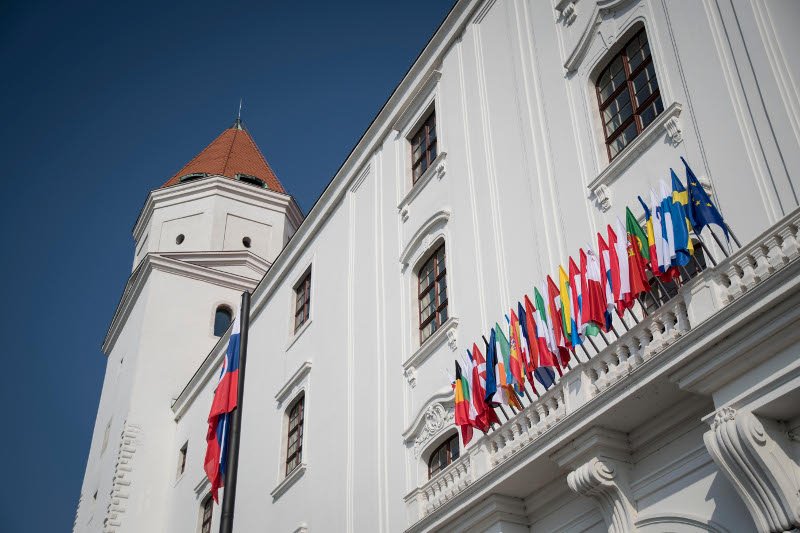 Οι ηγέτες της ΕΕ συνεδρίασαν σε ένα κάστρο βγαλμένο από άλλη εποχή -Αναγεννησιακό, με χρυσά ντεκόρ [εικόνες] | iefimerida.gr 9